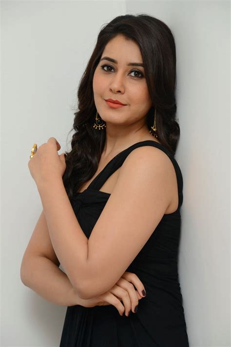 raashi khanna in black dress south indian actress