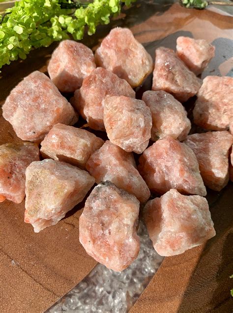 raw sunstone crystals grade  natural rough gemstone rocks