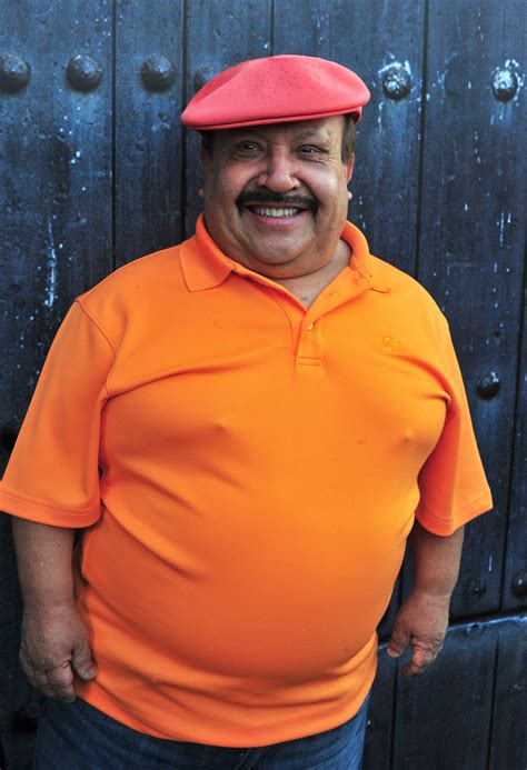 chuy bravo from ‘chelsea lately dead at 63 nbc los angeles