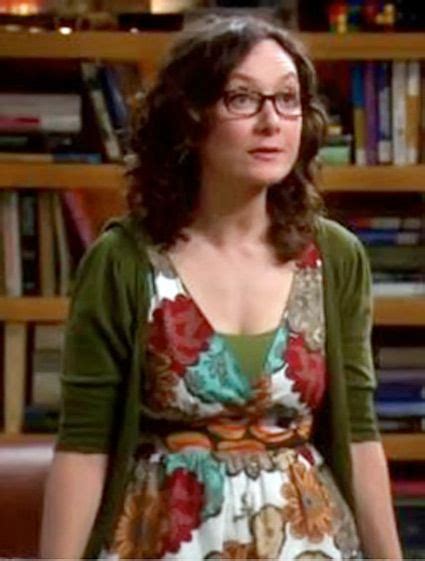 Sara Gilbert On Big Bang Theory Leslie Winkle Big Bang