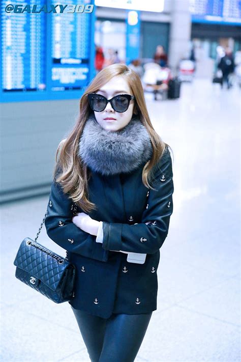 Jessica Jung Soo Yeon Photos Page 2 Of 40 Snsd Pics