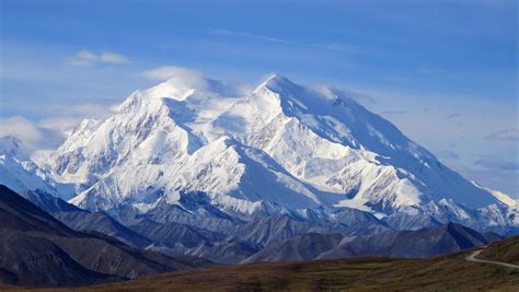 denali usas tallest mountain    feet smaller