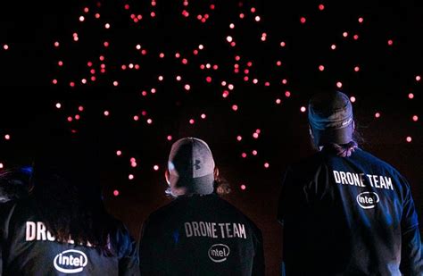 intel sets  drone light show record   anniversary party dronelife