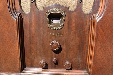 philco radio  cathedral antique radios vintage audio exchange