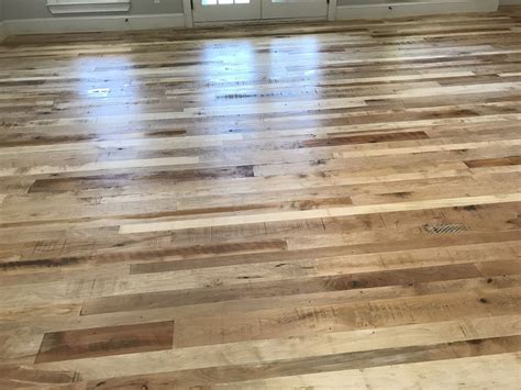 reclaimed barn wood flooring reclaimed barn wood floors barn wood barnwood floors