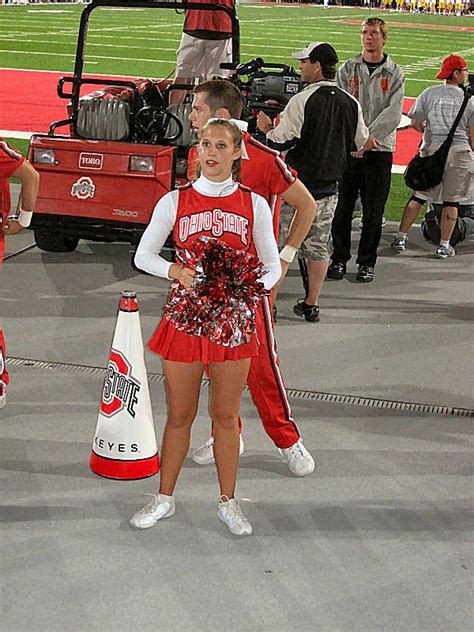 Sept 12th 2009 Ohio State Cheerleaders College Gameday Outfits