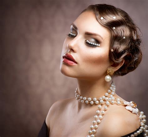 5 unexpected ways to wear pearls turn classy into edgy