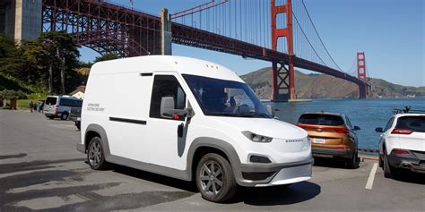 workhorse puts    electric van   road aims        year