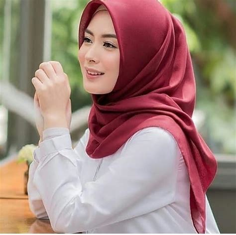 model hijab segi empat terbaru  seputar model