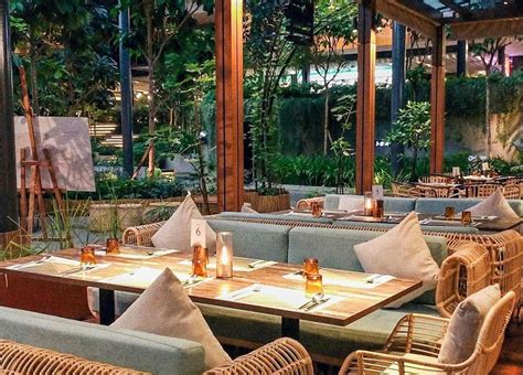 cafes  restaurants  outdoor dining areas   klang valley