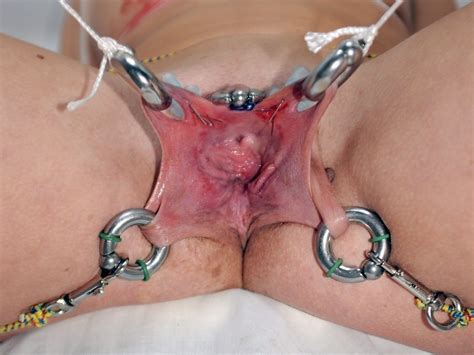 extreme pussy piercing fetish porn pic