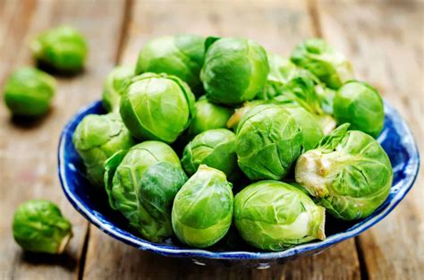 cook brussel sprouts   ways lianas kitchen