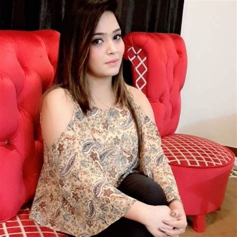 Shiza Khan Massage Center In Gulberg Lahore Massage Spa In Lahore