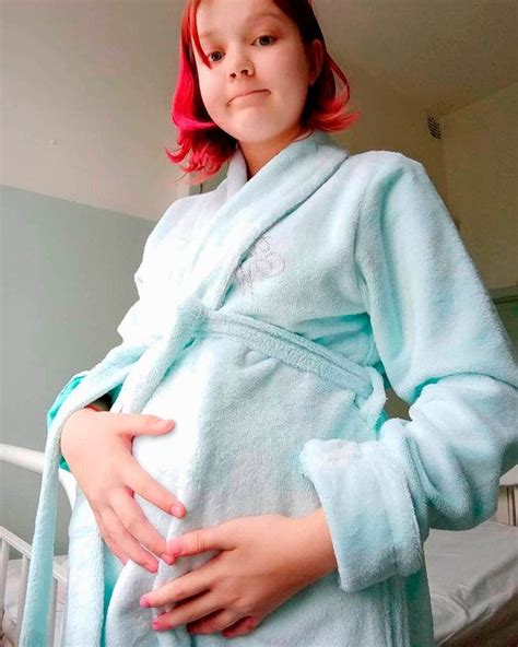 Queda Embarazada A Los 13 Años Y Gana Miles De Euros Al Mes Animada Por