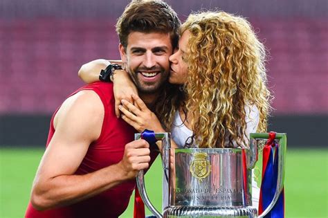 Shakira Blackmailed Over Sex Tape With Footballer
