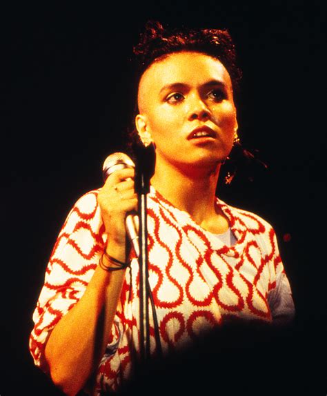 Annabella Lwin Lead Singer Of Bow Wow Wow 1982 R Oldschoolcelebs