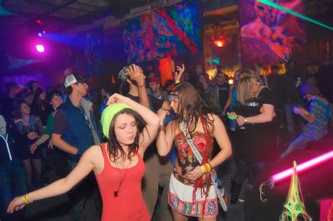 A Brief History Of Raves In The U S Attn