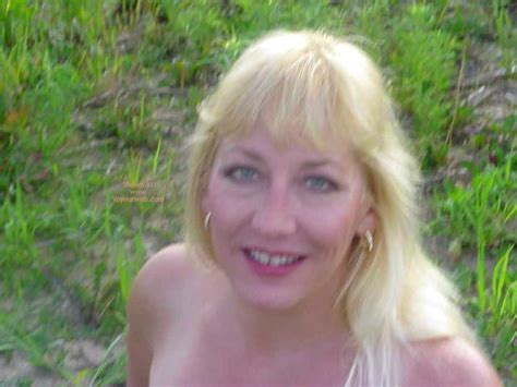 42 Year Old Blond Grandmother July 2003 Voyeur Web