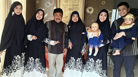 beredar foto lama keluarga oki setiana dewi netizen fokus ke perubahan ria ricis