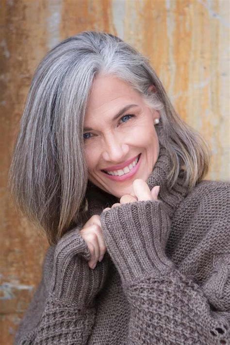 30 easy hairstyles for women over 50 haircuts