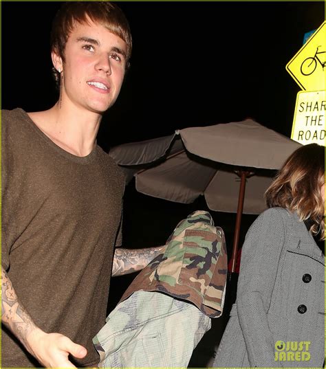 justin bieber asks paparazzi why you got to yell at me photo