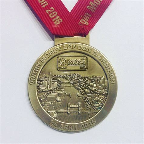 years london marathon finishers medal   revealed