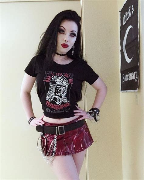 Aturday Moo Hot Goth Girls Goth Fashion Gothic Outfits