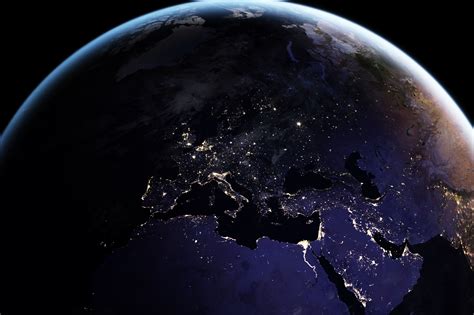 satelliti della nasa ci mostrano  appare il mondo  notte