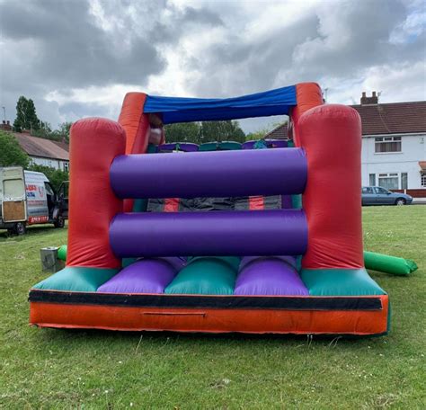 super  manchester bouncy castle hire manchester