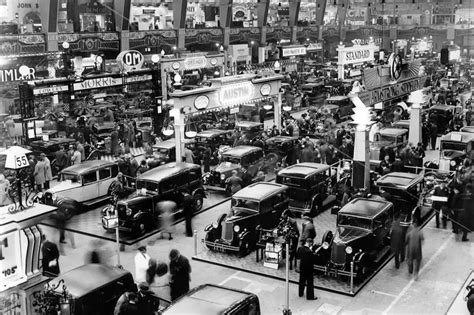 car show in london 1932 ~ vintage everyday