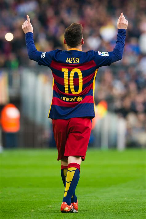 Lionel Messi S Goal Celebration The Touching Reason