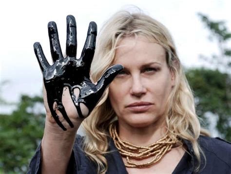 Daryl Hannah ‘it’s Scary Being In Solitary’ Daryl Hannah The Guardian