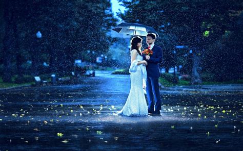20 Love Couple S Romance In The Rain Wallpapers