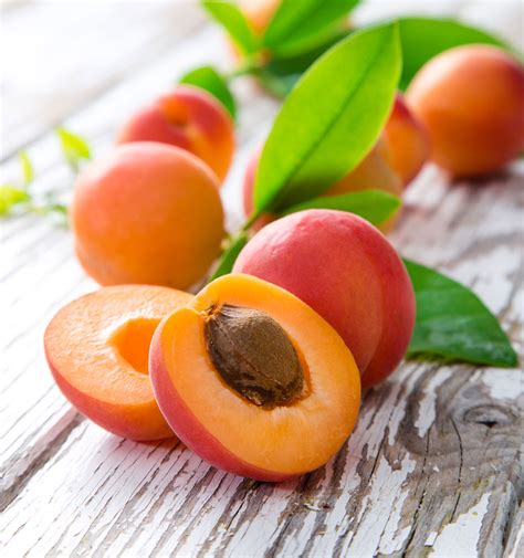 flavour feature bright  sunny apricots le creuset