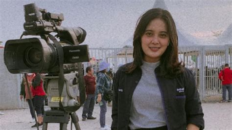 7 Potret Yulia Lorena Pacar Nopek Novian Yang Ternyata Seorang Jurnalis