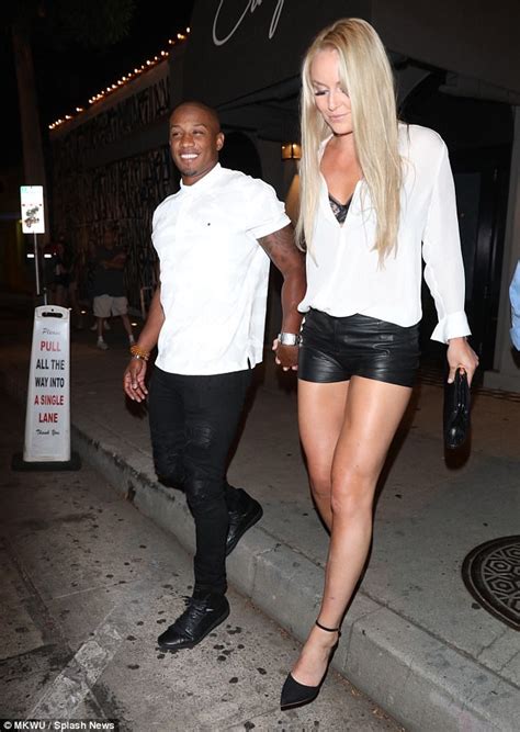 Lindsey Vonn And Kenan Smith Match In Black And White Daily Mail Online