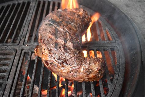 how to cook tri tip on the big green egg grillgirl