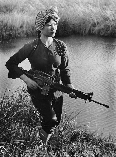 Female Viet Cong Guerrilla 1972 Rare Historical Photos