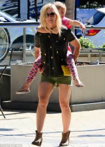 Jennie Garth Puts Her Muscular Legs On Show As She Gives Daughter Fiona
