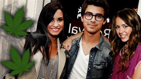 joe jonas weed with demi lovato and miley cyrus lost virginity at 20 youtube