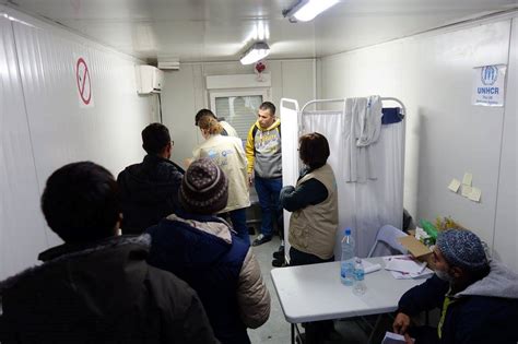 israeli ngo treats bodies and souls of refugees in serbia