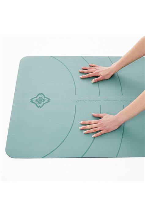 buy decathlon dynamic yoga mat grip mm domyos    uk  shop