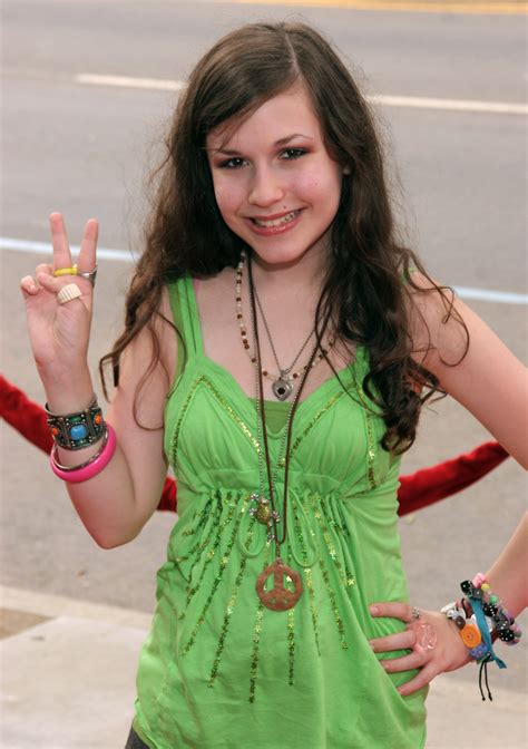 fake naked pictures of erin sanders porn tube