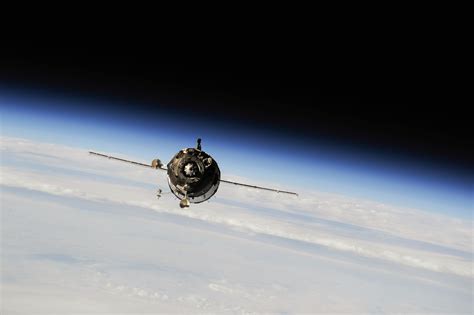 soyuz ms spacecraft satellites