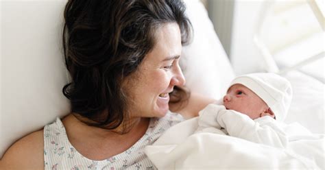 what is precipitous labor and delivery experts explain causes and symptoms