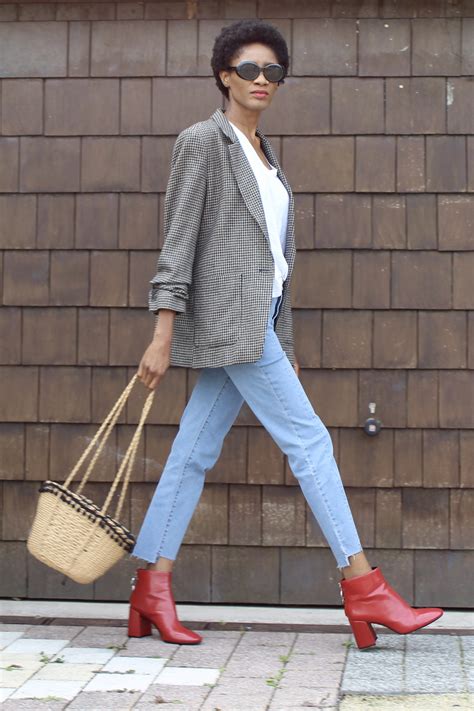 jeans blazer red ankle boots outfit   start  fall