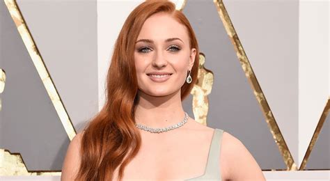 Sophie Turner Talks About Oral Sex On Game Of Thrones 2017