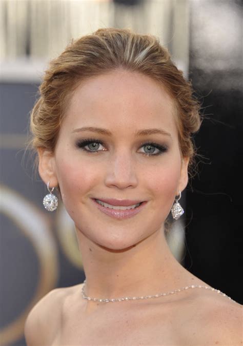 jennifer lawrence s academy awards hair and makeup — sexy