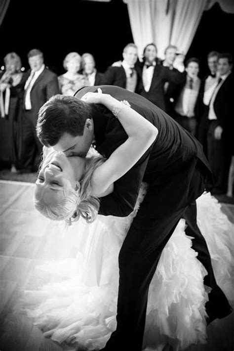 must have wedding photo ~ the dip when one photo says it all wedding wedding photos