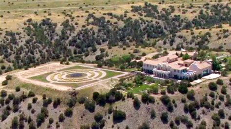 jeffrey epstein s zorro ranch in new mexico linked to investigation